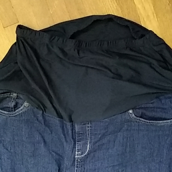 Dark wash maternity jeans - Picture 3 of 5